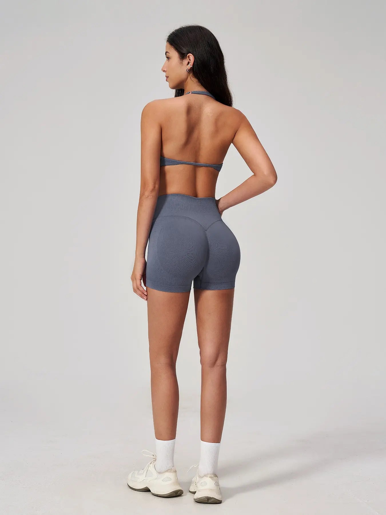 Seamless Yoga Set for Women, Halter Neck Backless Design - image 7