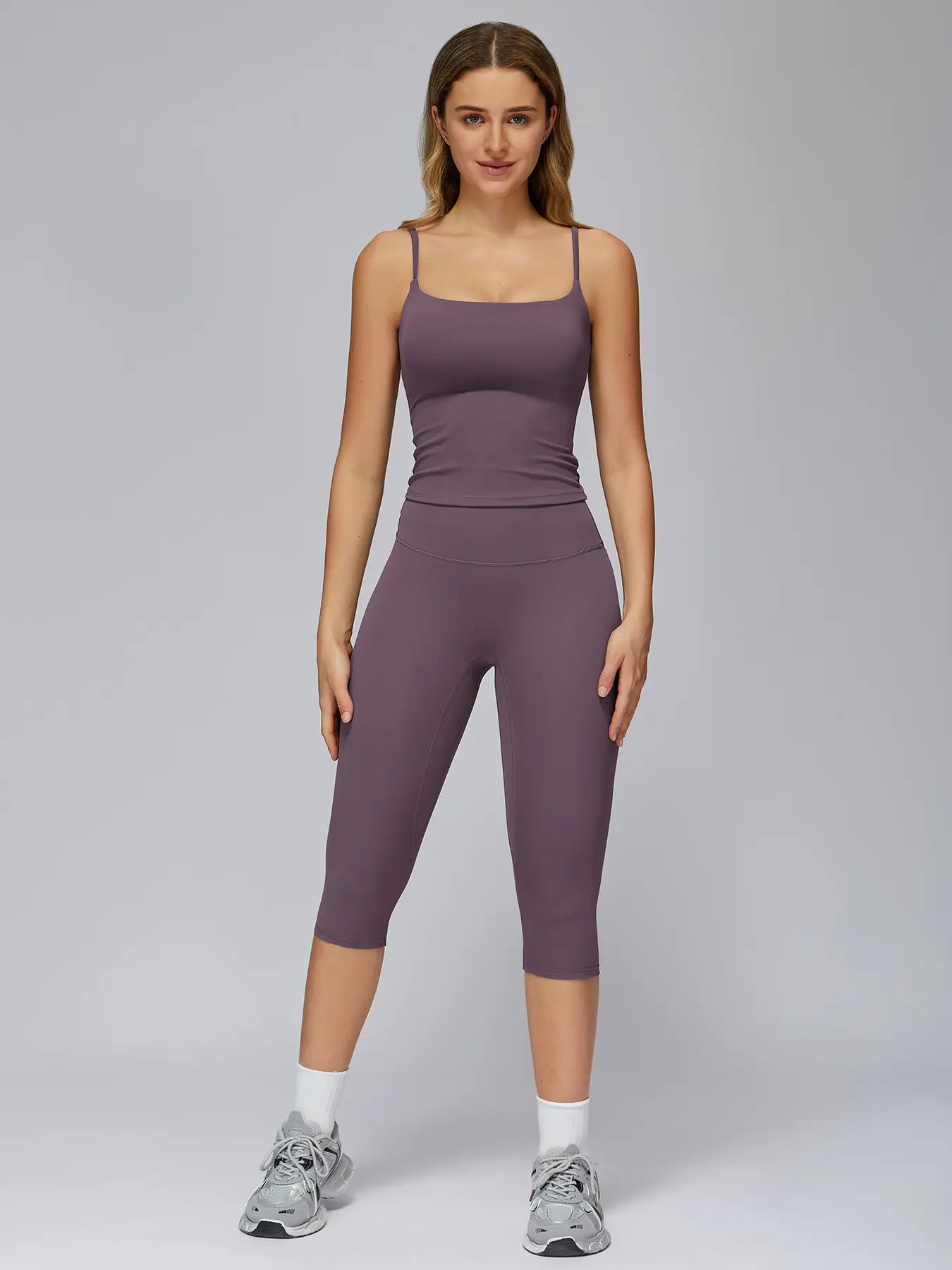 Women's Yoga Set, Tight-Fitting Mid-Thigh Pants & Casual Sports Tank Top - image 9