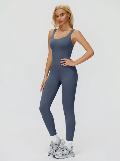 Women's Sporty Yoga Pants, Above-The-Knee Tight-Fitting Design - image 6