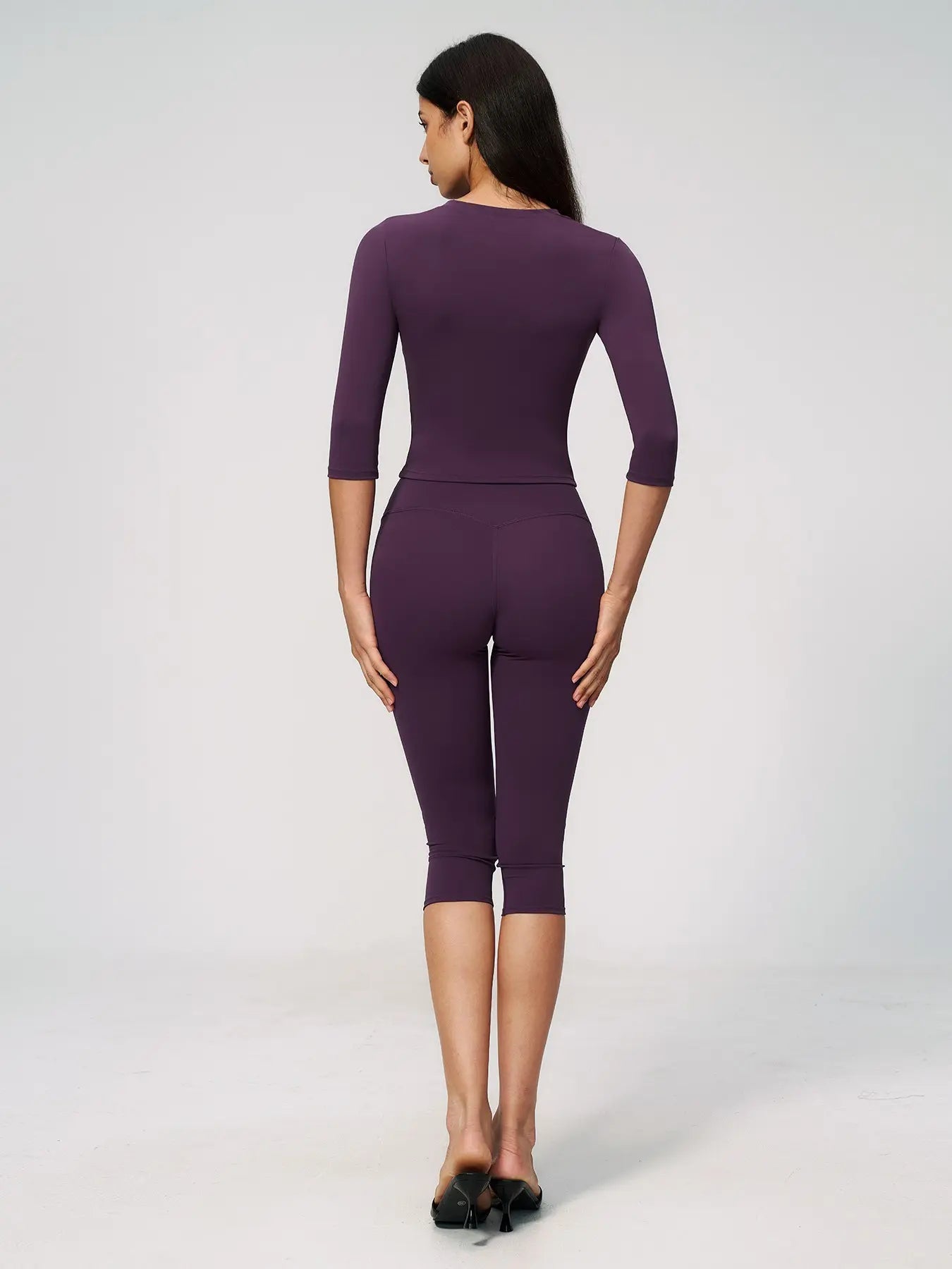 Women's New Fleece Sports Two-Piece Set, High-Waist Slim-Fit for Pilates - image 7