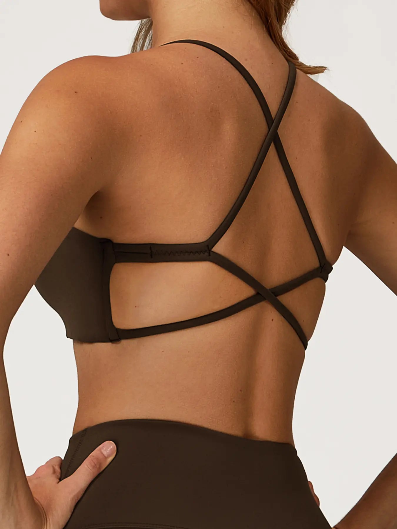 Fast-Drying Yoga Sports Bra with Cross Back Design, High-Intensity Workout Wear for Running and Fitness - image 9