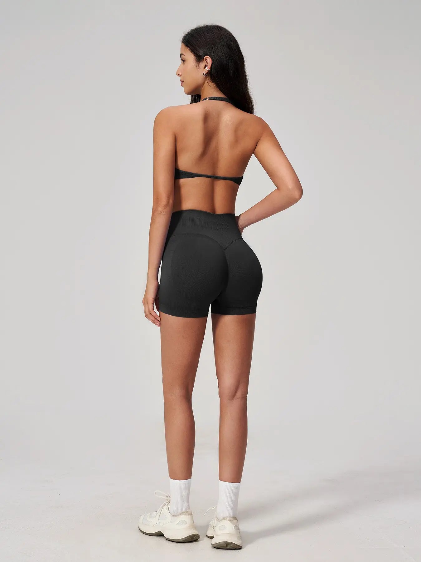 Seamless Yoga Set for Women, Halter Neck Backless Design - image 9