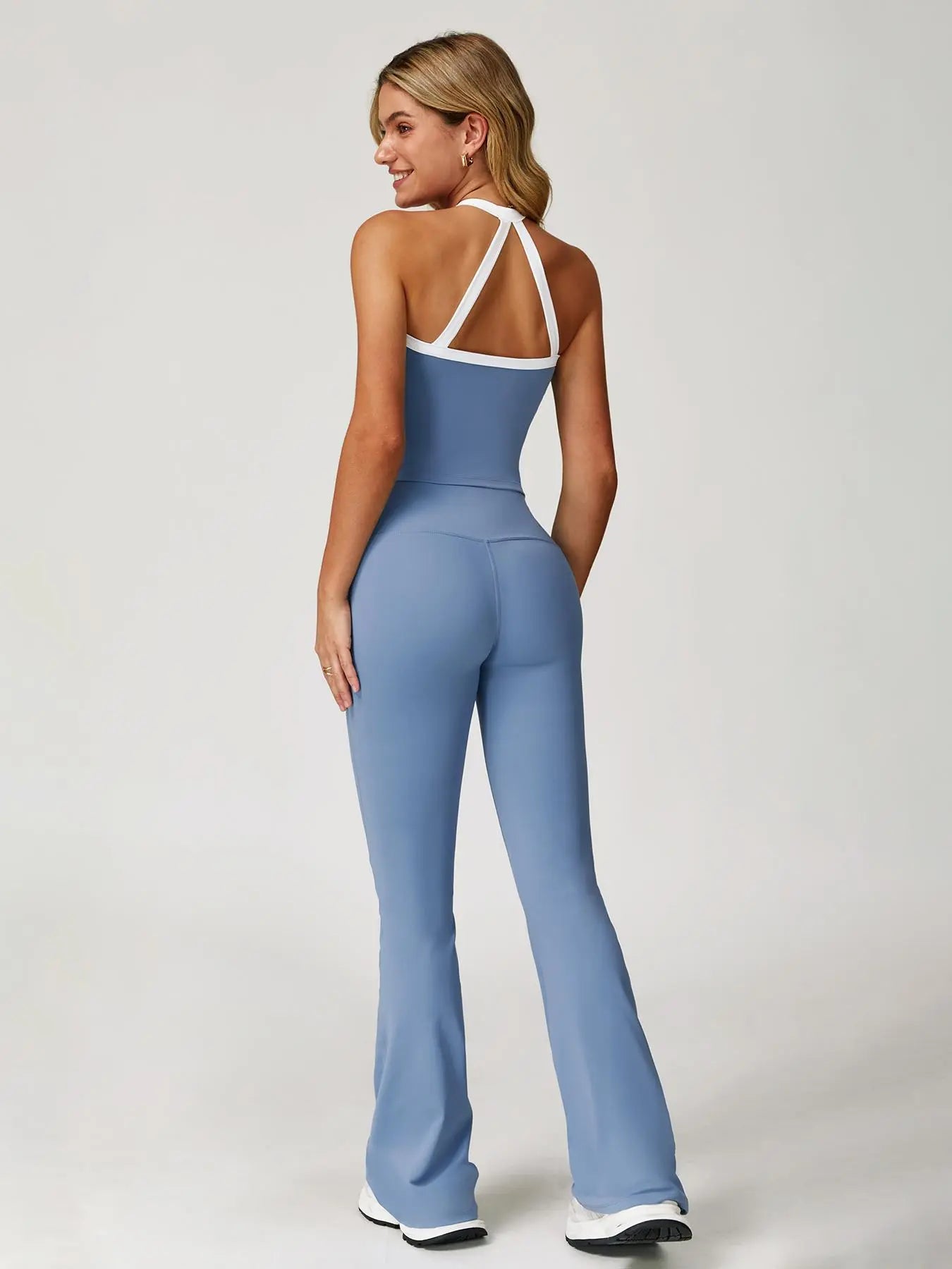 Women's Colorblock Sports Set, Sports Bra & Flare Leg Pants - image 9