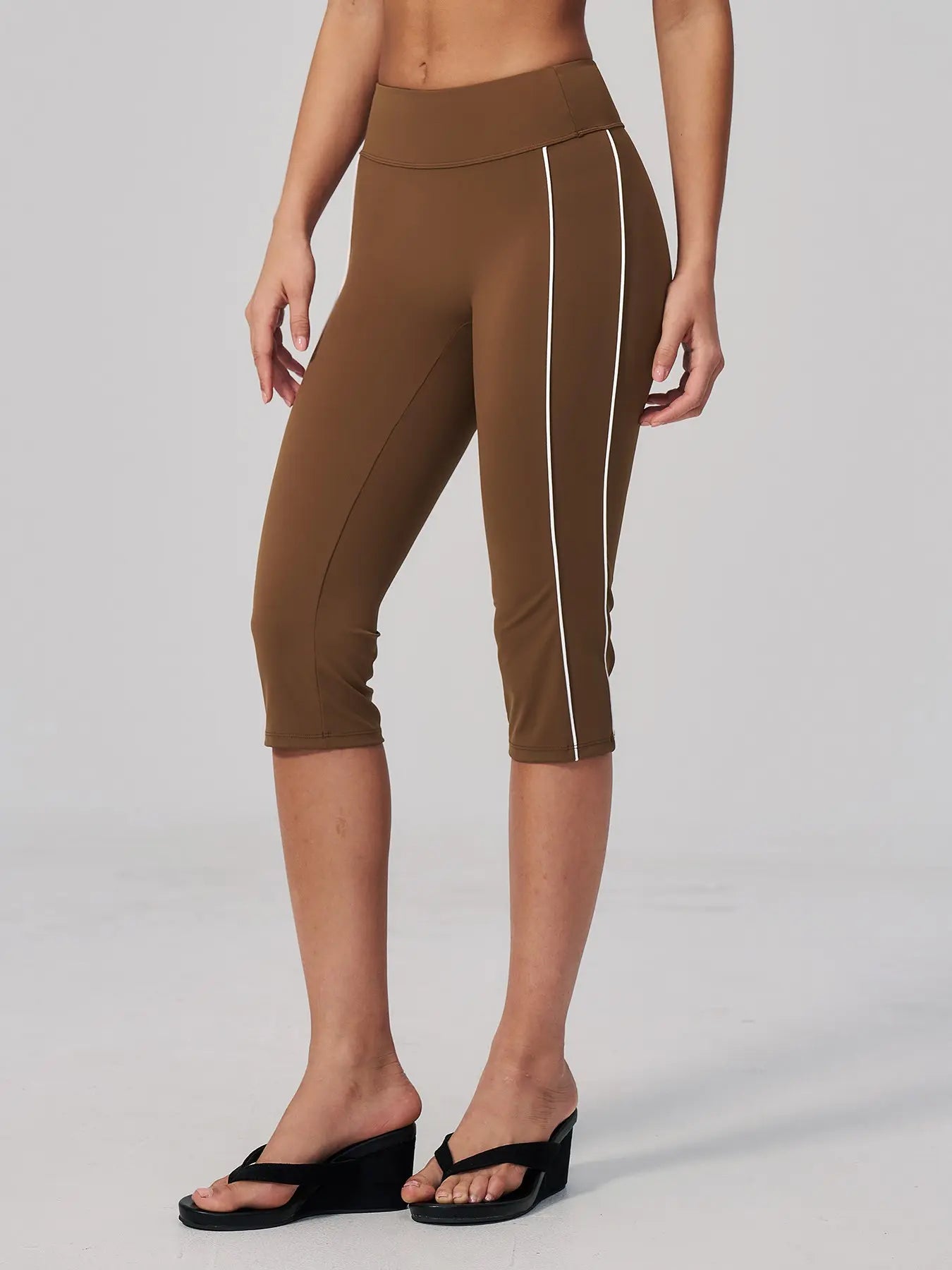Women's High-Waist Yoga Shorts, Peach Butt Shaping - image 2