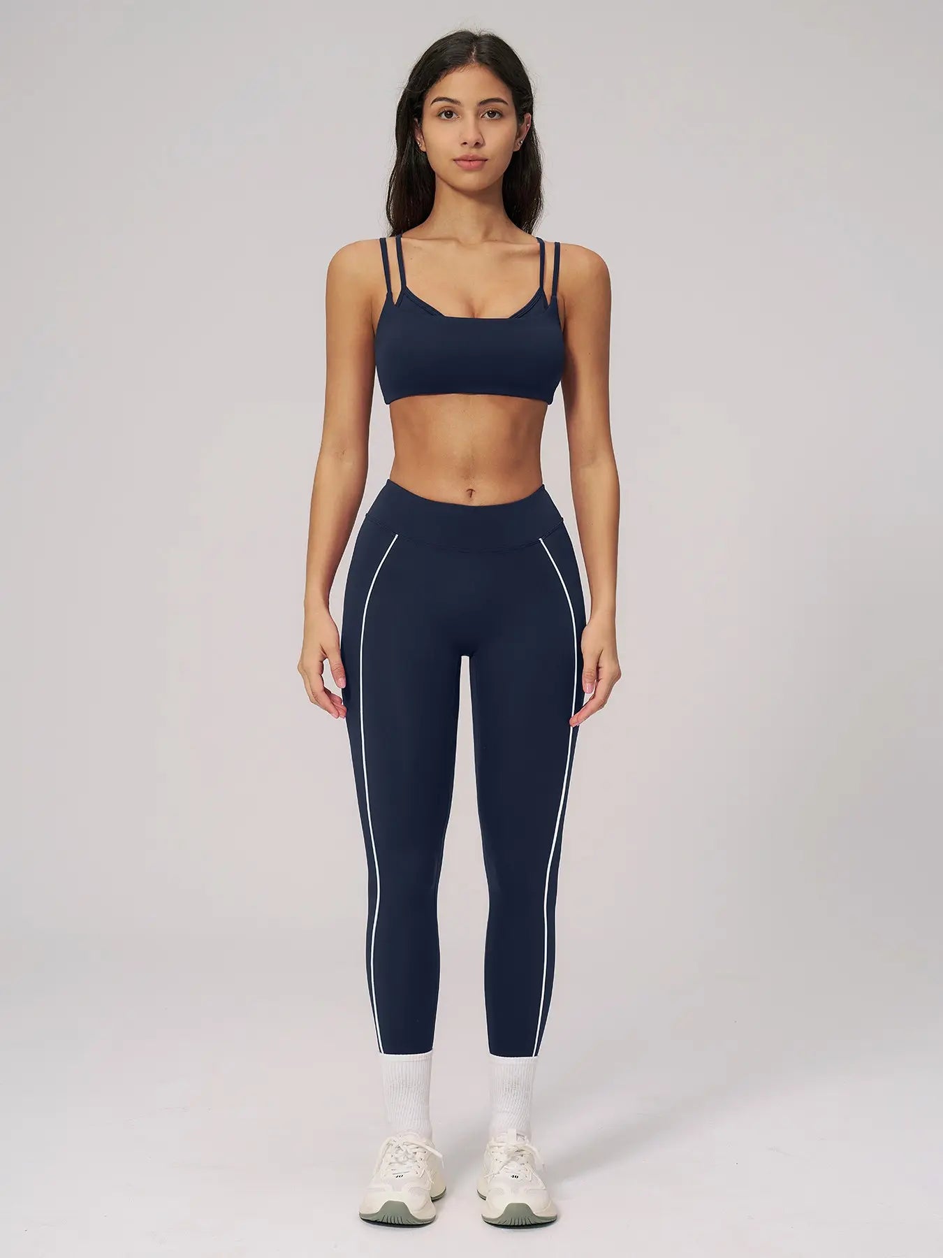 Women's Bare-Look Yoga Set, Contrast Stitching - image 9