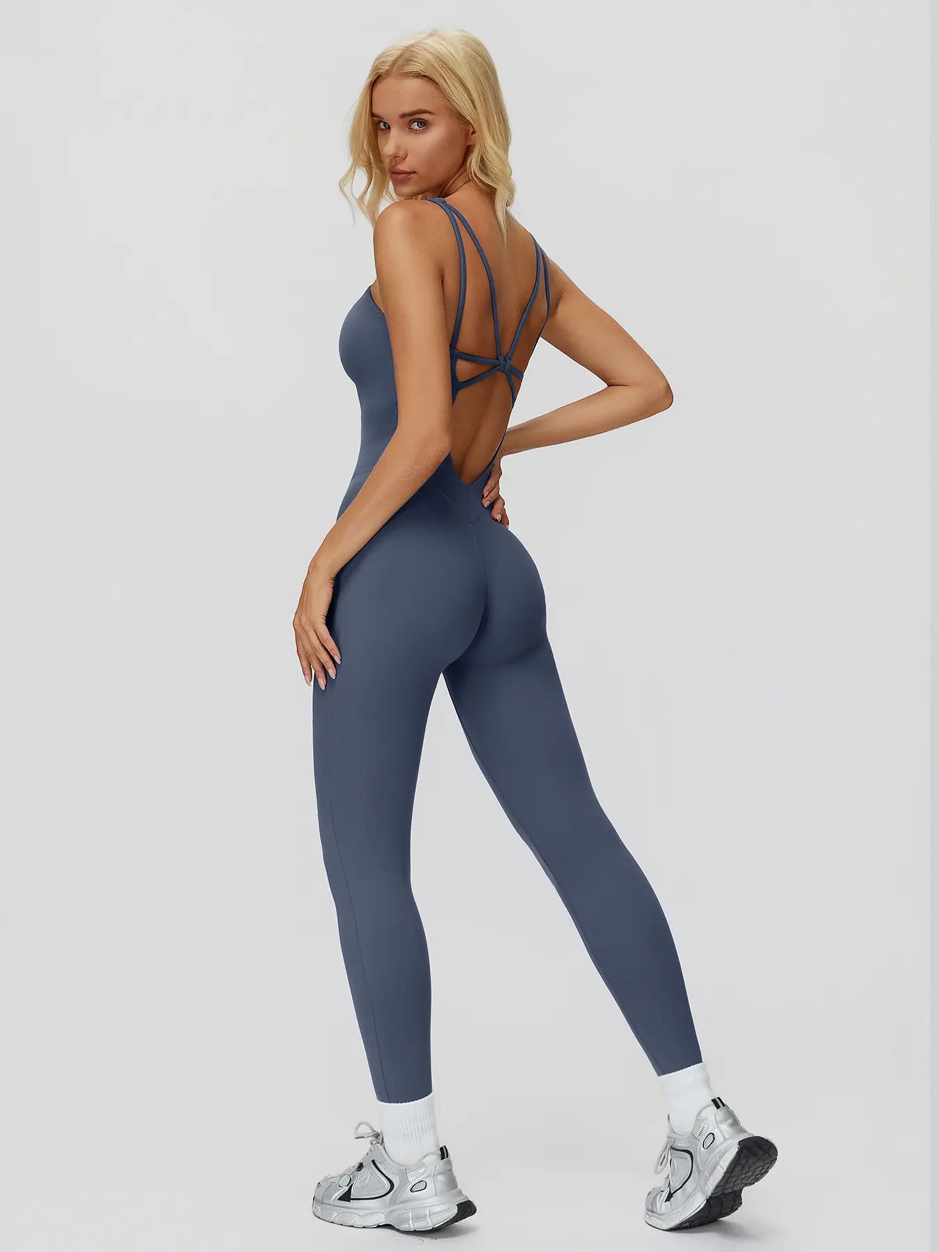 Women's Sporty Yoga Pants, Above-The-Knee Tight-Fitting Design - image 9
